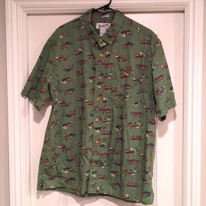 Duluth Trading Co Untucked Relaxed Fit Mens Short Sleeve Button Down Shirt - L